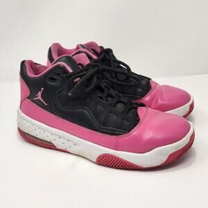 Air Jordan Max Aura 2 Basketball Shoes Sneakers Youth Size 5 Pink Black Mid